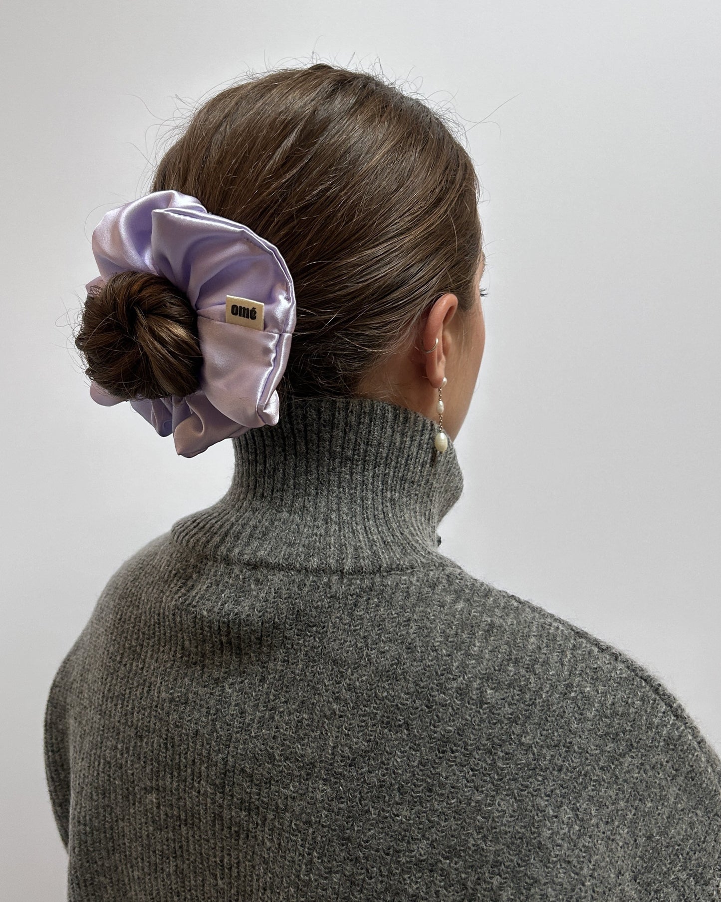 LE LILAS EN SATIN DE SOIE