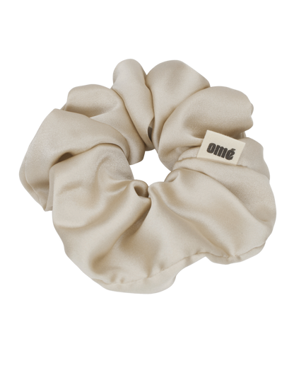 LE BEIGE EN SATIN DE SOIE