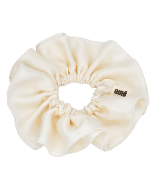 SILK SATIN CREAM SCRUNCHIE