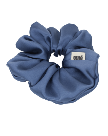 LE BLEU EN SATIN DE SOIE