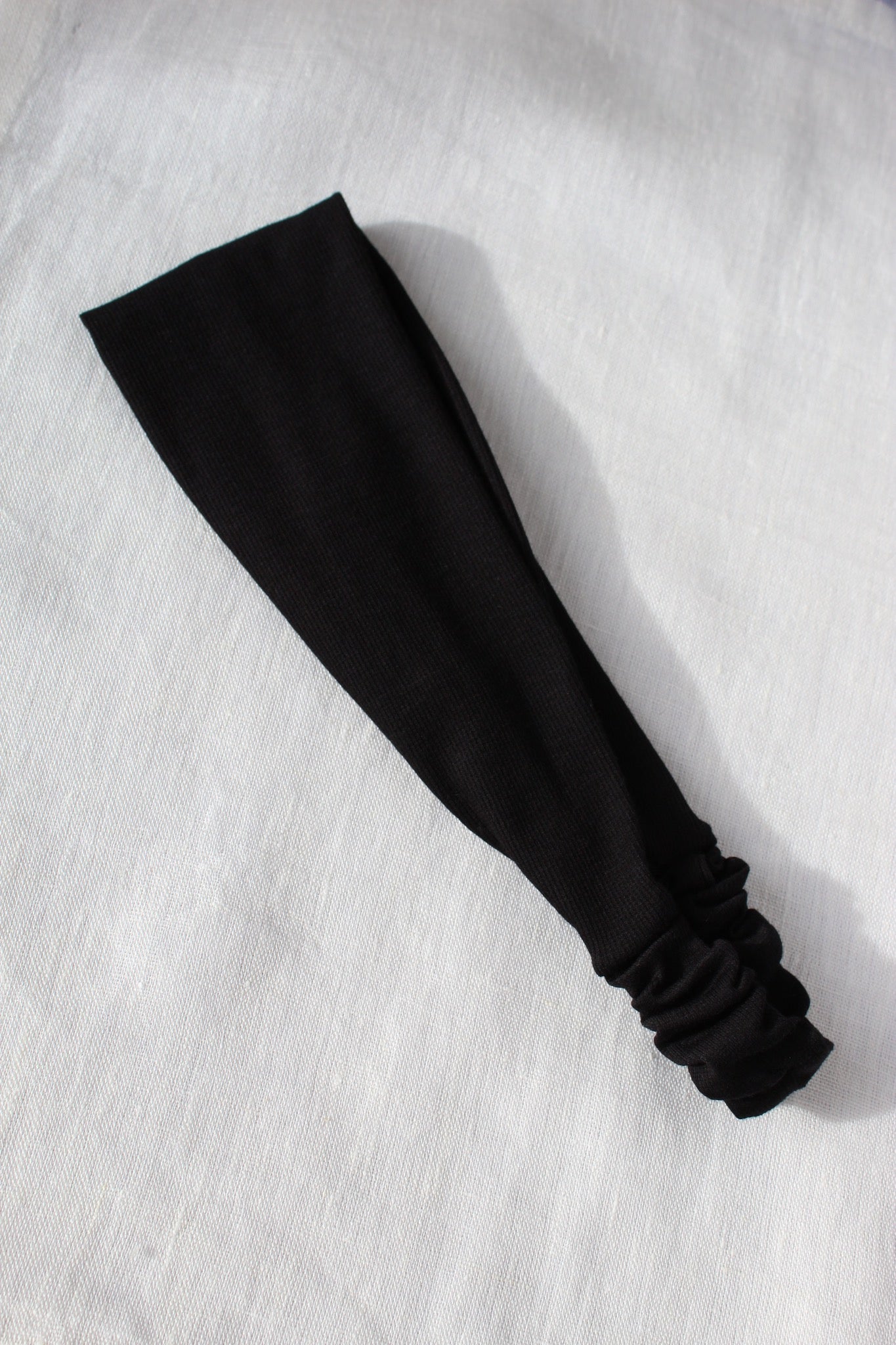 LE BANDEAU NOIR